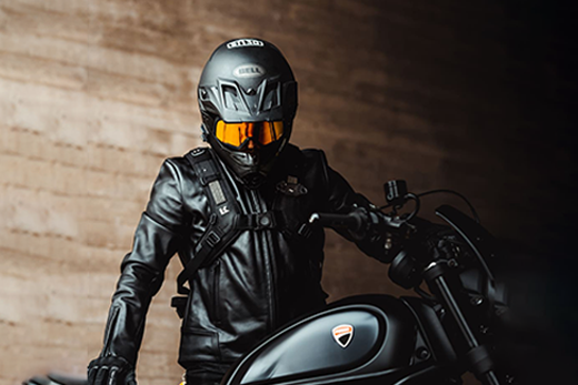 7 REASONS TO WEAR A LEATHER MOTORCYCLE JACKET